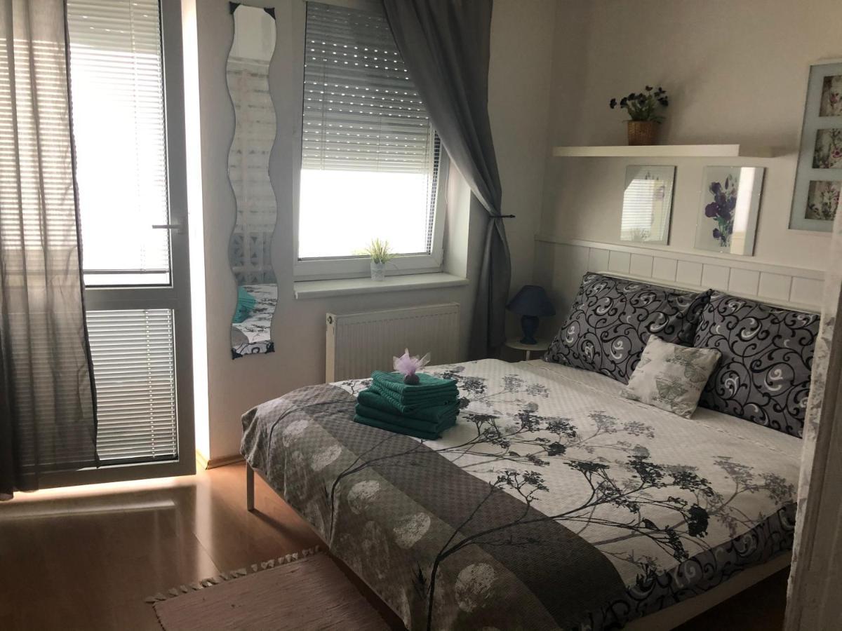 Terrace Apartment S 1 Spalnou Sofia-Parking & Wifi Братислава Екстер'єр фото
