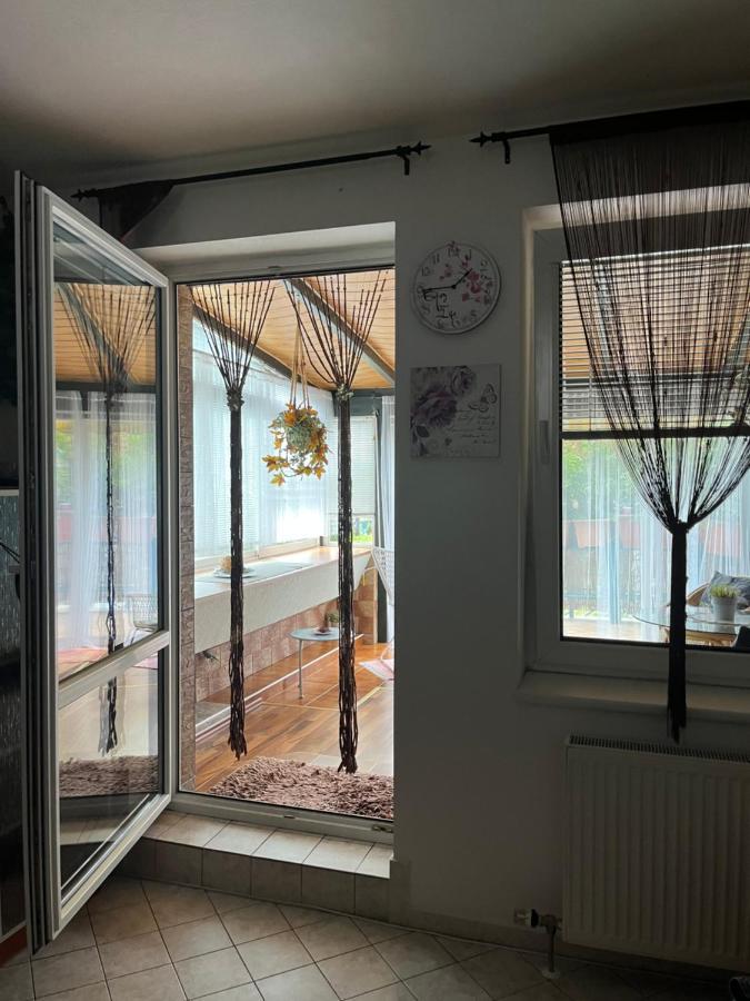 Terrace Apartment S 1 Spalnou Sofia-Parking & Wifi Братислава Екстер'єр фото